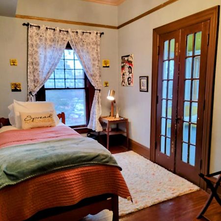 The Kings Throne Inn And Guest House 托莱多 外观 照片