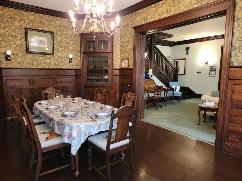 The Kings Throne Inn And Guest House 托莱多 外观 照片