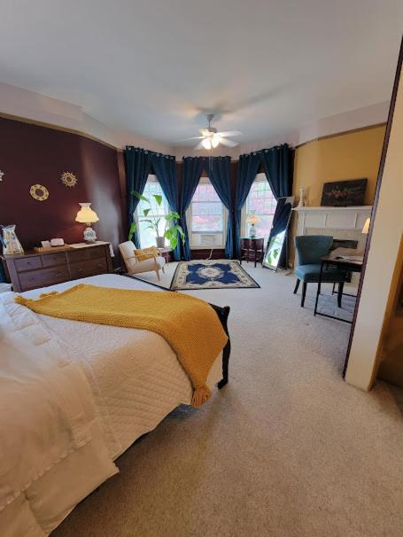 The Kings Throne Inn And Guest House 托莱多 外观 照片